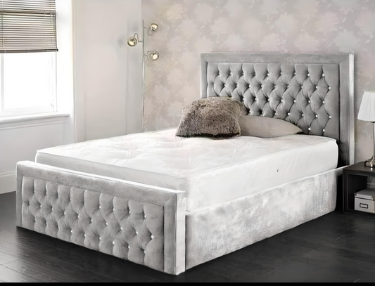 Luxury Hilton Bed